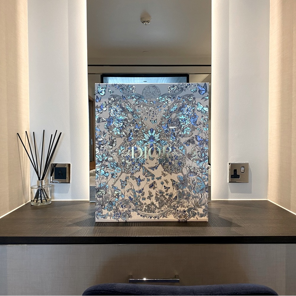 LARGE DIOR ATOUR LE MONDE BAG